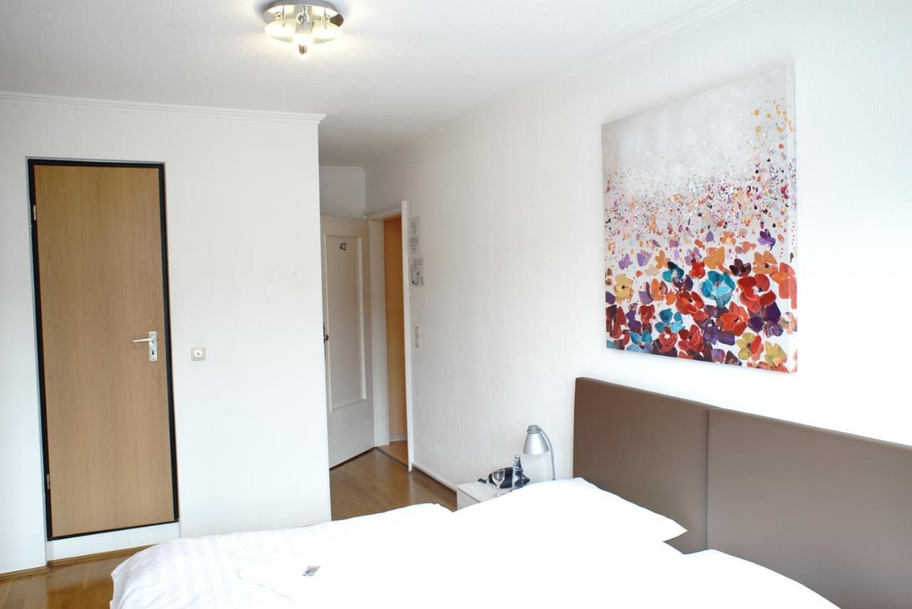 St. Jobser Hof Würselen Buitenkant foto